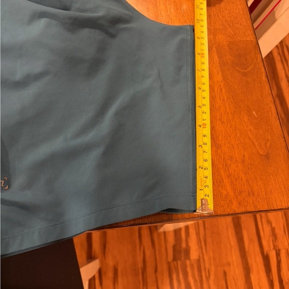 Lululemon License To Train Shorts - Picture 6 of 9